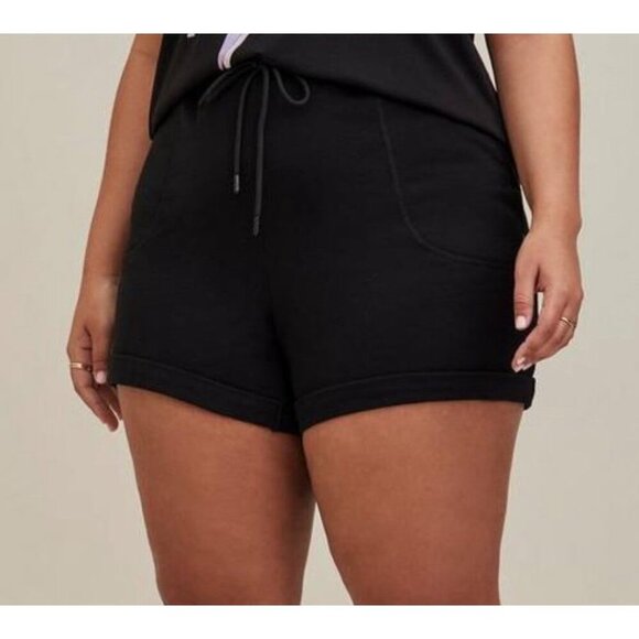 torrid Pants - Torrid Size 2 Fleece Active Shorts with Pockets
